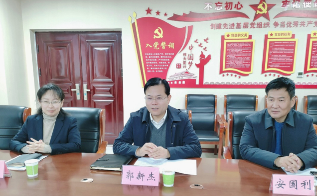 淇縣淇興實業(yè)蒞臨原陽金豫河集團交流考察